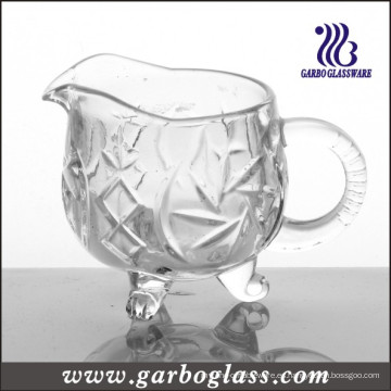 Pequeña taza de cristal con tres pies (GB091904TY)